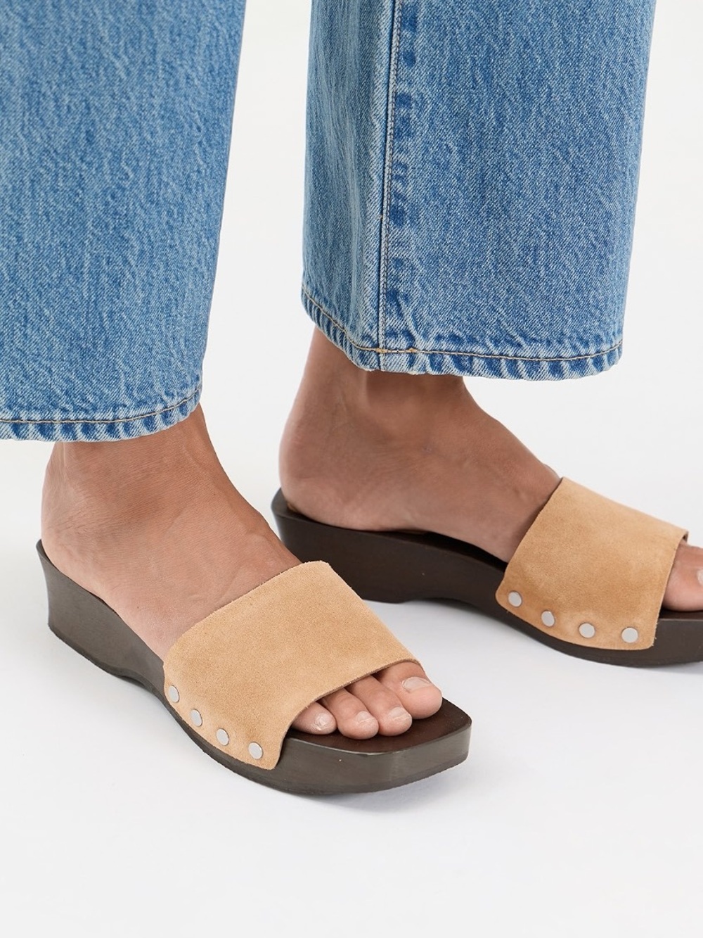 MADEWELL Callen Suede Clog In Cumin Size 9
New Condition